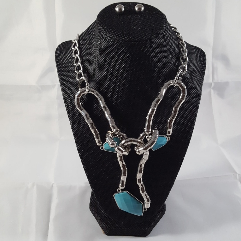Mia Collection Silver and Turquoise Tone Necklace